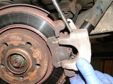 how to replace brake caliper